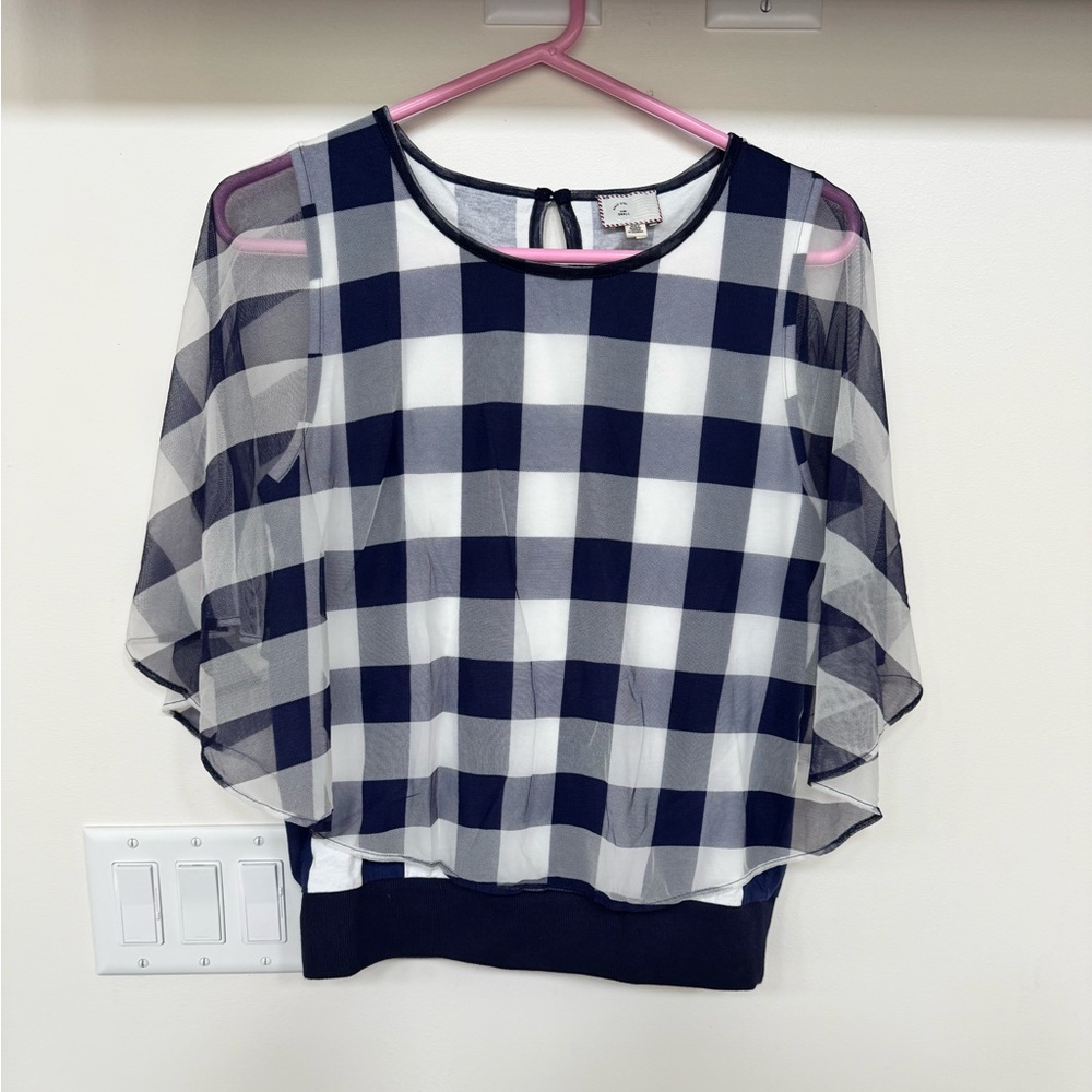 Chic Blue and White Checkered Blouse